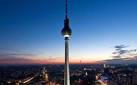 Romantic Style Apartment Berlin Alexanderplatz